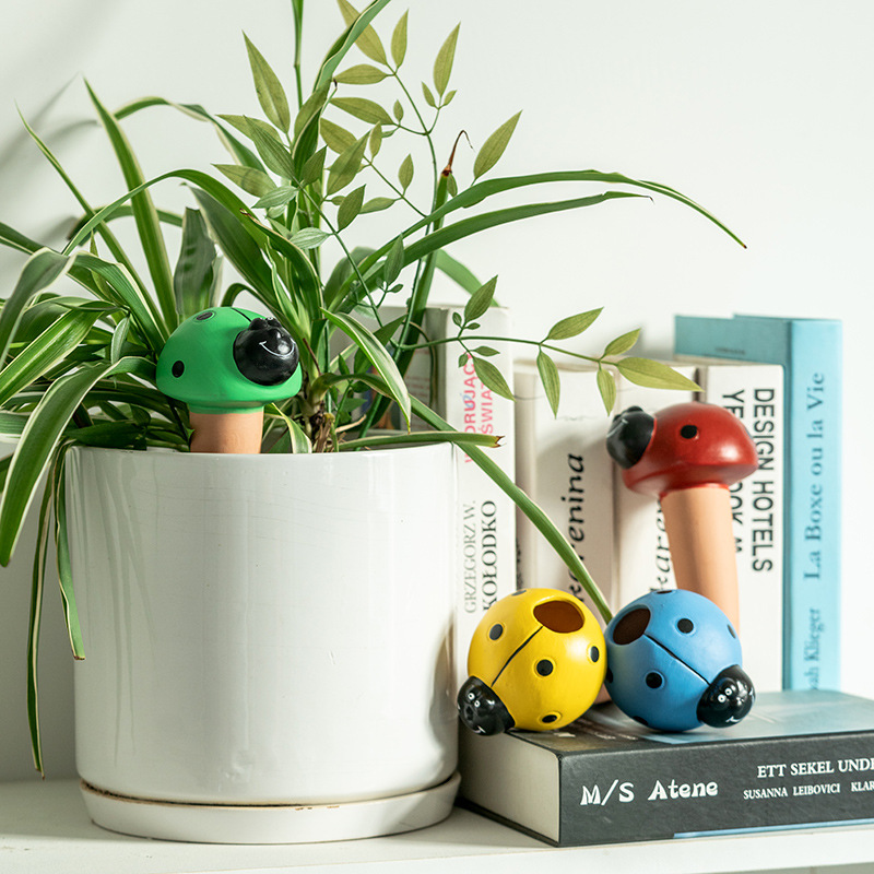 Plant Watering Devices,Terraco – Self Watering Insert recenzja i cena